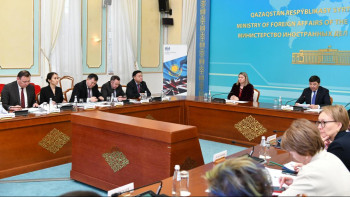 Фотография к новости: Экономикалық, әлеуметтік және мәдени құқықтар мәселелері талқыланды