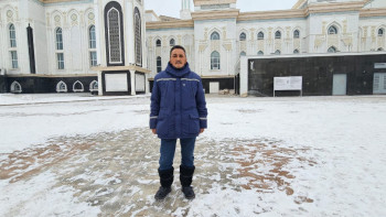 Фотография к новости: "Ыстықта да, суықта, тазалықты ұмытпа!" – жол шебері