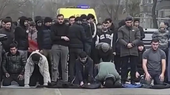 Фотография к новости: Пайғамбарымыз жолда намаз оқуға тыйым салған – мешіт