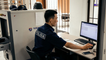 Фотография к новости: Түркістан облысында 85 млн теңге қарызы бар көлік жүргізуші анықталды