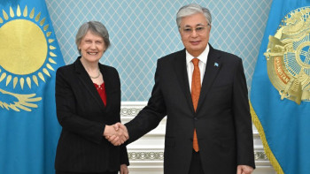 Фотография к новости: Тоқаев "Өндіруші салалардың ашықтығы бастамасы" ұйымының басшысын қабылдады