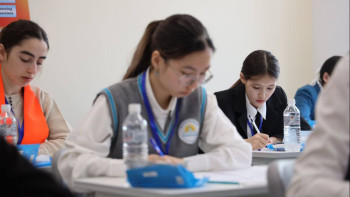 Фотография к новости: Ауыл мектептері оқушыларының қоғамдық-гуманитарлық бағыттағы пәндер олимпиадасы басталды