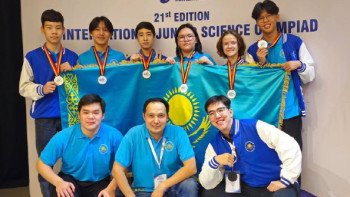 Фотография к новости: Оқушыларымыз IJSO халықаралық олимпиадада 100% нәтиже көрсетті