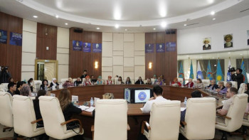 Фотография к новости: Астанада Отбасылық жанжалдарды шешудегі медиацияның рөлі талқыланды