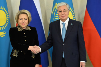 Фотография к новости: Тоқаев РФ Федералдық Жиналысының төрағасымен кездесті