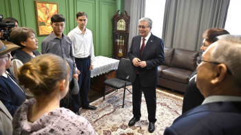 Фотография к новости: Президент Кемел Тоқаев атындағы орта мектепке барды