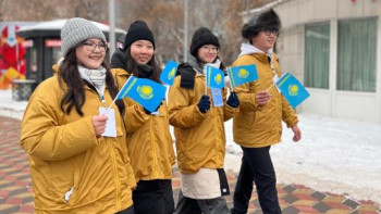 Фотография к новости: Еріктілер Тәуелсіздік күні мерекесімен құттықтады