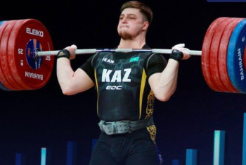 Фотография к новости: Ауыр атлетика: Артем Антропов – әлем чемпионы