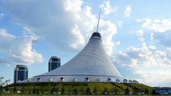 Фотография к новости: "Хан Шатыр" әкімшілігі халықтан кешірім сұрады