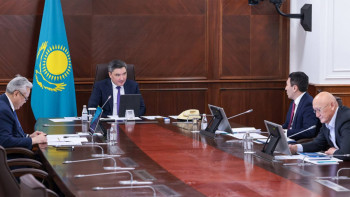 Фотография к новости: Бектенов "Самұрық-Қазына" қоры директорлар кеңесінің отырысын өткізді