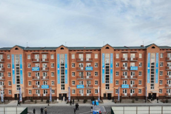 Фотография к новости: Қызылордада «Сыр жастары» өңірлік бағдарламасының қатысушыларына үй берілді