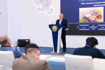 Фотография к новости: Жетісу облысында үш ауысымды мектеп жоқ - әкім