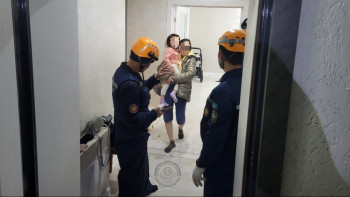 Фотография к новости: БҚО құтқарушылары екі жасар баланы құтқарды