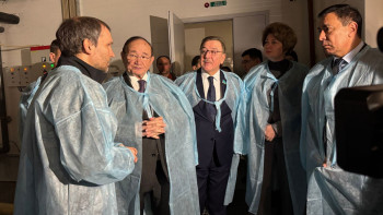 Фотография к новости: Сенаторлар ауыл шаруашылығы өнімдерін терең өңдеу мәселесін зерделеді