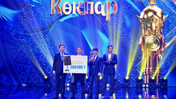 Фотография к новости: Ұлттық спорт мерекесі: "Алтын тұғыр-2024" сыйлығы табысталды