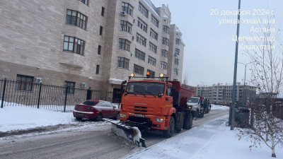 Астанадан бір түнде 16 мың текше метр қар шығарылды