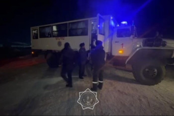 Фотография к новости: "Смаара-Шымкент" тас жолында 52 шетел азаматы құтқарылды