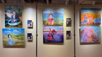 Фотография к новости: Алматыда 100-ден астам танымал тұлғаның бейнесі қойылды