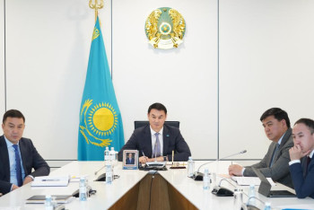 Фотография к новости: Түркістан облысында шағын авиацияны дамыту жолдары қаралды