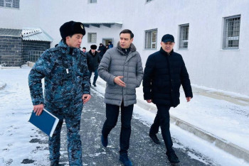 Фотография к новости: Омбудсмен Астанадағы қылмыстық-атқару жүйесінің №2 мекемесіне барды