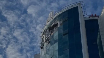 Фотография к новости: Түркияда тікұшақ аурухана ғимаратына соғылып, дәрігерлер қаза тапты