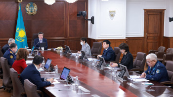 Фотография к новости: Ұшақ апаты: Бектенов Үкіметтік комиссияның жұмысы туралы ақпаратты тыңдады