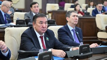 Фотография к новости: Депутат университеттердегі оқу ақысын көтермеуді сұрады