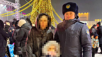 Фотография к новости: Абай облысының полицейлері жоғалған баланы тапты