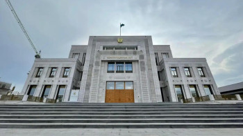 Фотография к новости: Конституциялық сот: Шартты түрде мерзімінен бұрын босату заңға сәйкес қаралуы керек