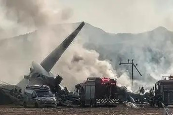 Оңтүстік Кореяда жолаушылар ұшағы апатқа ұшырады