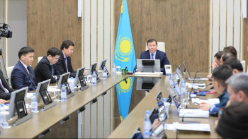 Фотография к новости: Шахаров: Жаңажылдық мерекелер кезінде қауіпсіздік шаралары күшейтілу керек