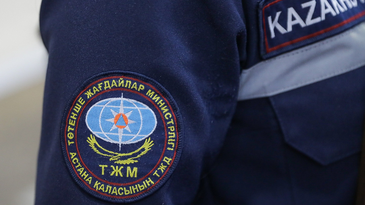  Арман Мухатов  -архив