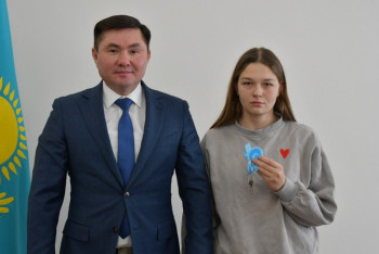 Фотография к новости: Қарағанды облысы: Осакаровка кентінде кезекте тұрған 18 отбасы баспаналы болды