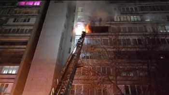 Фотография к новости: ШҚО-да пәтер өртеніп, 7 адам эвакуацияланды