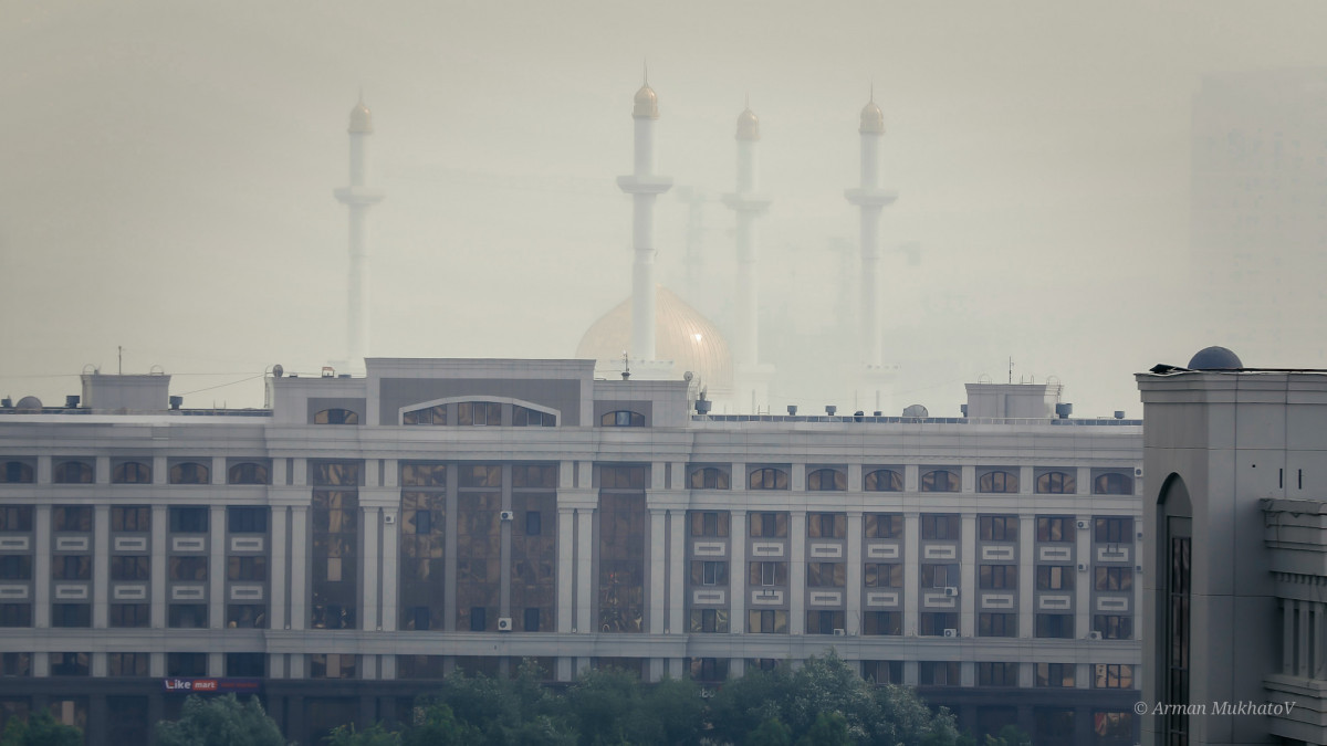  Арман Мухатов  -архив