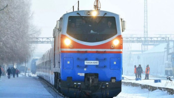 Фотография к новости: Жолдардың жабылуына байланысты 200 жолаушы пойызбен тасымалданады