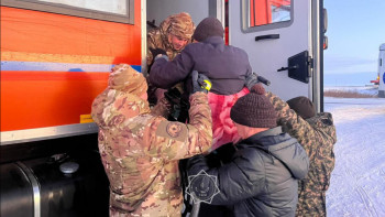 Фотография к новости: Құтқарушылар екі тәулікте 182 адамды эвакуациялады