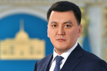 Ерлан Қарин Мемлекет басшысы берген сұхбаттың маңызды тұстарын атады
