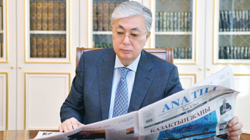 Фотография к новости: "Бұл - билік пен халықтың диалогы": Тоқаевтың сұхбаты желіде қызу талқыланды