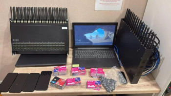 Фотография к новости: Алматыда екі жігіттен 190 sim-карта мен sim-box құрылғылары тәркіленді