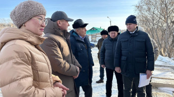 Фотография к новости: Депутаттар Петропавлдағы бөгетті қалпына келтіру жұмыстарын көрді