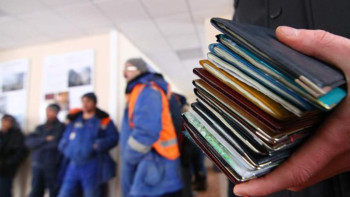 Фотография к новости: Биыл Қазақстандағы шетелдік жұмыскерлерге тартуға квота жұмыс күшінің 0,2 %-ын құрайды