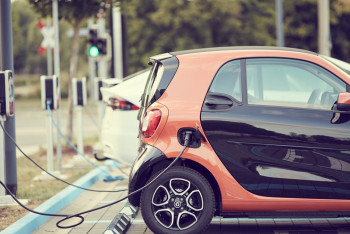 Фотография к новости: Электр көліктері нарықта қаншалықты танымал