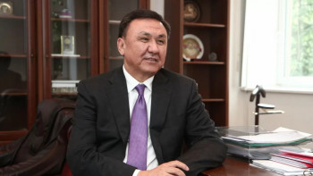 Фотография к новости: ТМҰ Бас хатшысына "Дүниежүзілік туризм көшбасшысы 2024" беделді марапаты табысталды