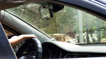 Фотография к новости: Көлігін 5 минуттан артық қыздырғандарға айыппұл қалай салынады? – Сенатор түсіндірді