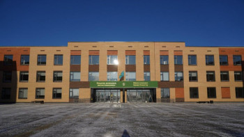 Фотография к новости: Көкшетаулық оқушылар үшінші тоқсанды жаңа "Жайлы мектепте" бастайды