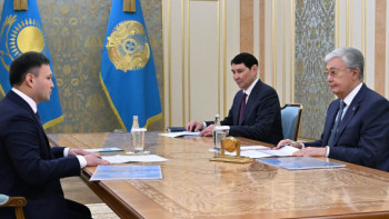 Фотография к новости: ҚазМұнайГаз басшысы Тоқаевқа 2024 жылы атқарылған жұмыс бойынша есеп берді