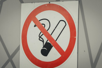 Фотография к новости: Өзбекстанда электронды темекіге тыйым салынуы мүмкін