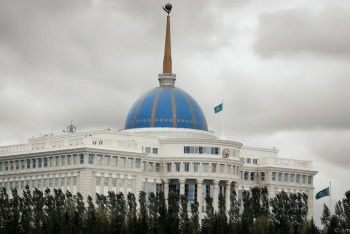 Фотография к новости: Бірқатар салада артық заңнамалық регламенттеуді болғызбау туралы заңға қол қойылды