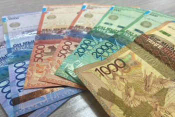 Фотография к новости: Ауыл мен қала мұғалімдерінің жалақысы қанша?